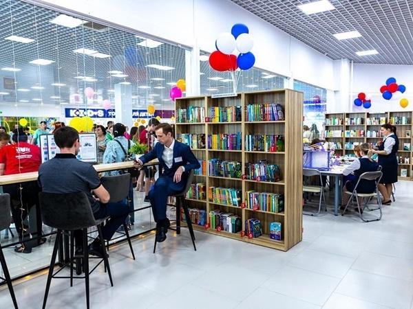 Алексей Логвиненко: В микрорайоне Суворовском открылась первая библиотека