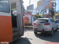 В Таганроге в районе Старого вокзала произошло ДТП с участием трамвая и легкового автомобиля  В Таганроге в районе Старого вокзала произошло ДТП с участием трамвая и легкового автомобиля