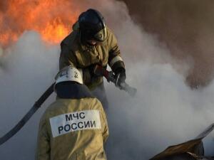 Под Таганрогом дотла сгорела хозпостройка