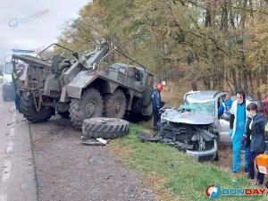 Под Таганрогом женщина погибла в результате аварии с военным «Уралом»