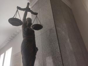 Бывший главврач ЦРБ Матвеево-Курганского района пойдет под суд