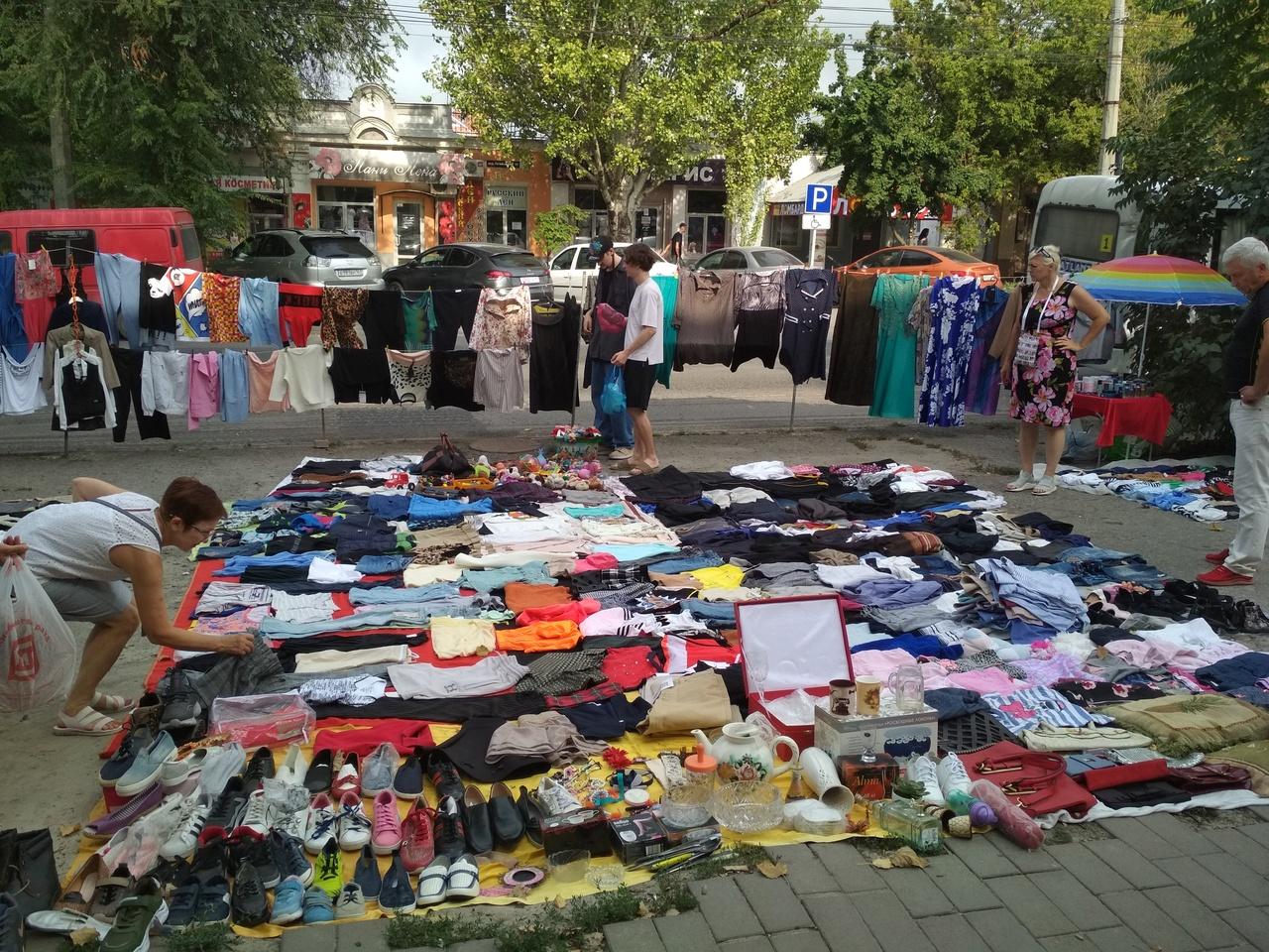 Блошиный рынок в Таганроге оставят на прежнем месте
