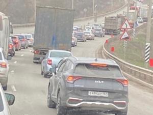 Многокилометровая пробка сковала трассу Ростов-Таганрог