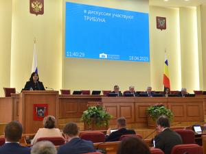Донские депутаты расширили соцгарантии для участников СВО
