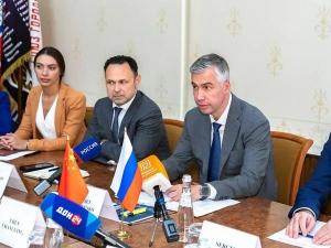 Алексей Логвиненко: творческие коллективы Ростова достойно представят русскую культуру в Китае