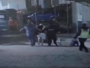 Нетрезвого пассажира сняли с поезда Новороссийск-Таганрог