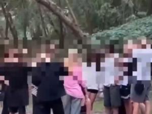 В Таганроге школьницу избили на камеру