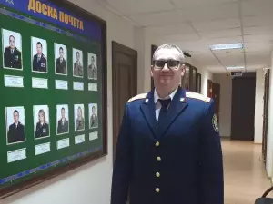 Московский суд закрыл в СИЗО начальника отдела СКР Таганрога на два месяца