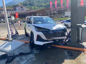 Жительница Таганрога на каршеринге сбила двух девушек в Сочи