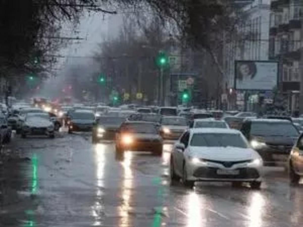 В Таганроге объявлено экстренное предупреждение из-за гололеда