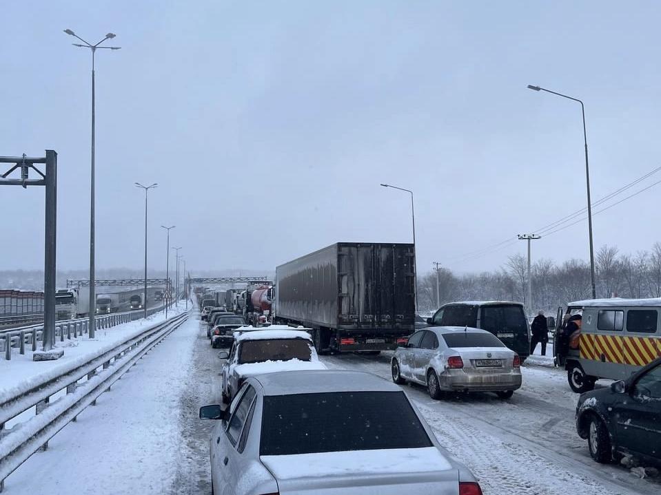 В Ростовской области водителей предупредили об опасности ДТП из-за непогоды