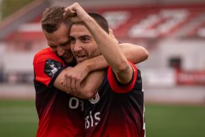 Футбольный клуб "Форте" из Таганрога находится на 9-м месте турнирной таблице