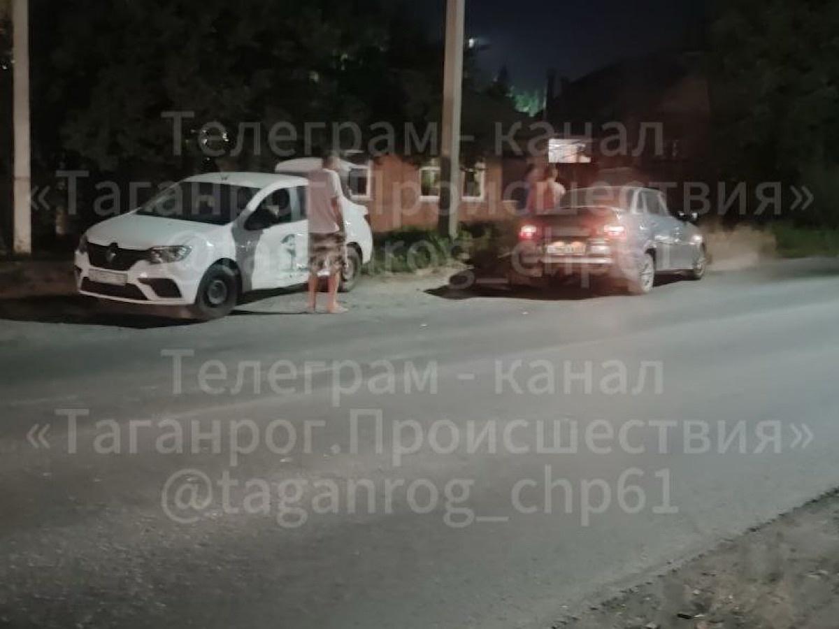 В Таганроге произошло жесткое ДТП с легковушками