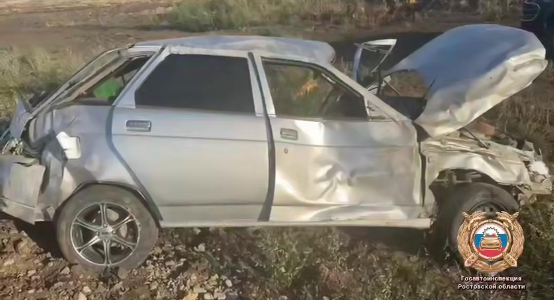 Водитель легковушки погиб в жутком ДТП в Неклиновском районе