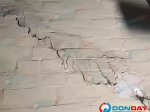 В Ростове из дома с трещиной на Ивановского эвакуировали 25 человек