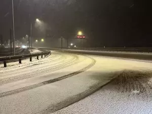В Ростовской области водителей предупредили о снегопаде на трассе М-4