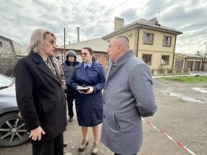 Кадры последствий ночной атаки БПЛА на Таганрог опубликовали местные власти